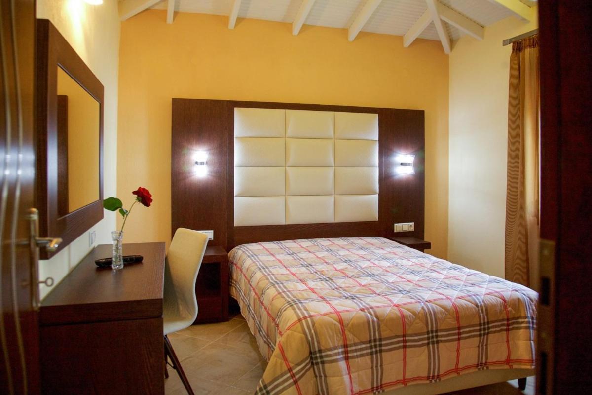 Stamos Apartments And Studios Vourvourou Dış mekan fotoğraf