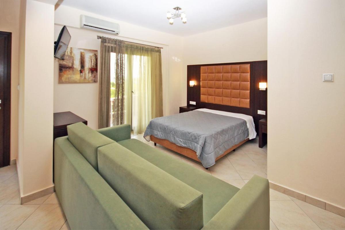Stamos Apartments And Studios Vourvourou Dış mekan fotoğraf