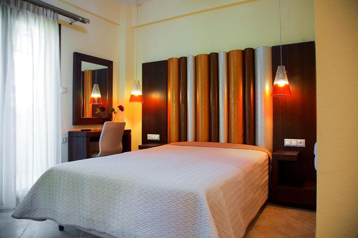 Stamos Apartments And Studios Vourvourou Oda fotoğraf